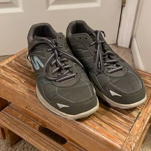 Skechers Go Golf Women’s golf shoes *Excellent Used Condition* Size 8.5